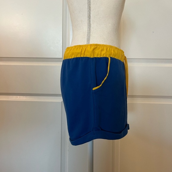 Hot Topic Riverdale Varsity Girls Cheer Soft Shorts Blue & Yellow - Picture 8 of 15